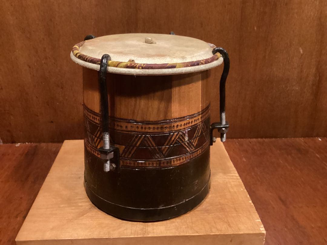 【希少】Lua Rasta 工房製 クイーカ ／バイーア製 彫刻入り