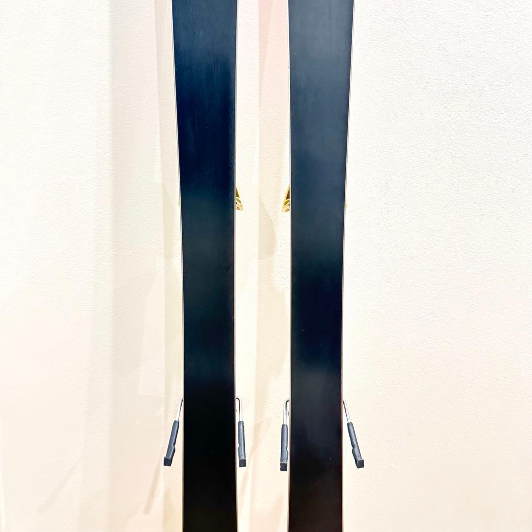 【美品】　ATOMIC performer 130cm スキー板　キッズ