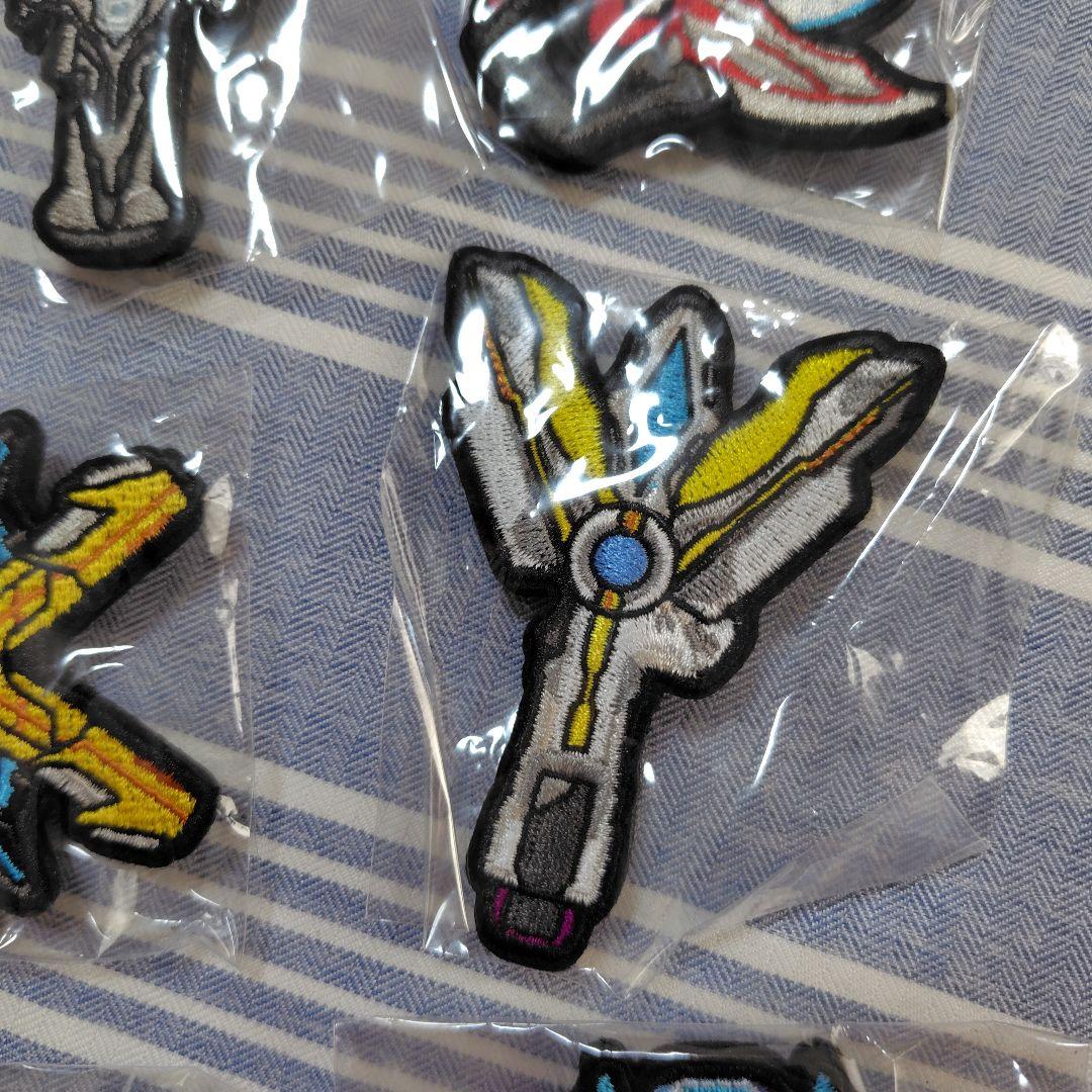 値下げ中ウルトラマン　刺繍ブローチ　未開封未使用品　10点セット
