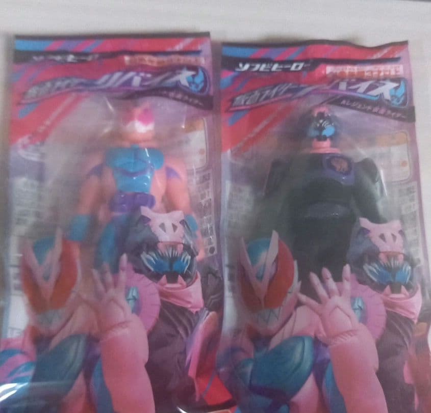 仮面ライダー リバイス当時物ソフビ✨未開封!