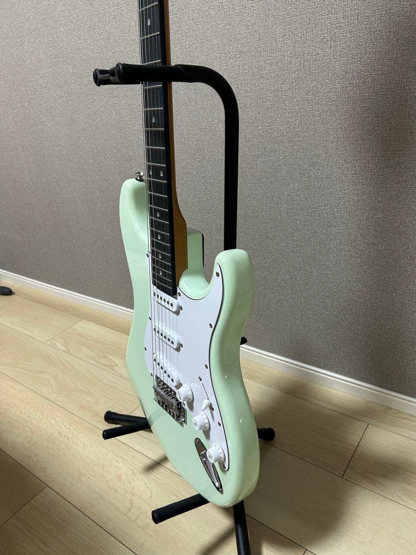 BUSKER'S バスカーズ　エレキギター ストラト　ミントグリーン