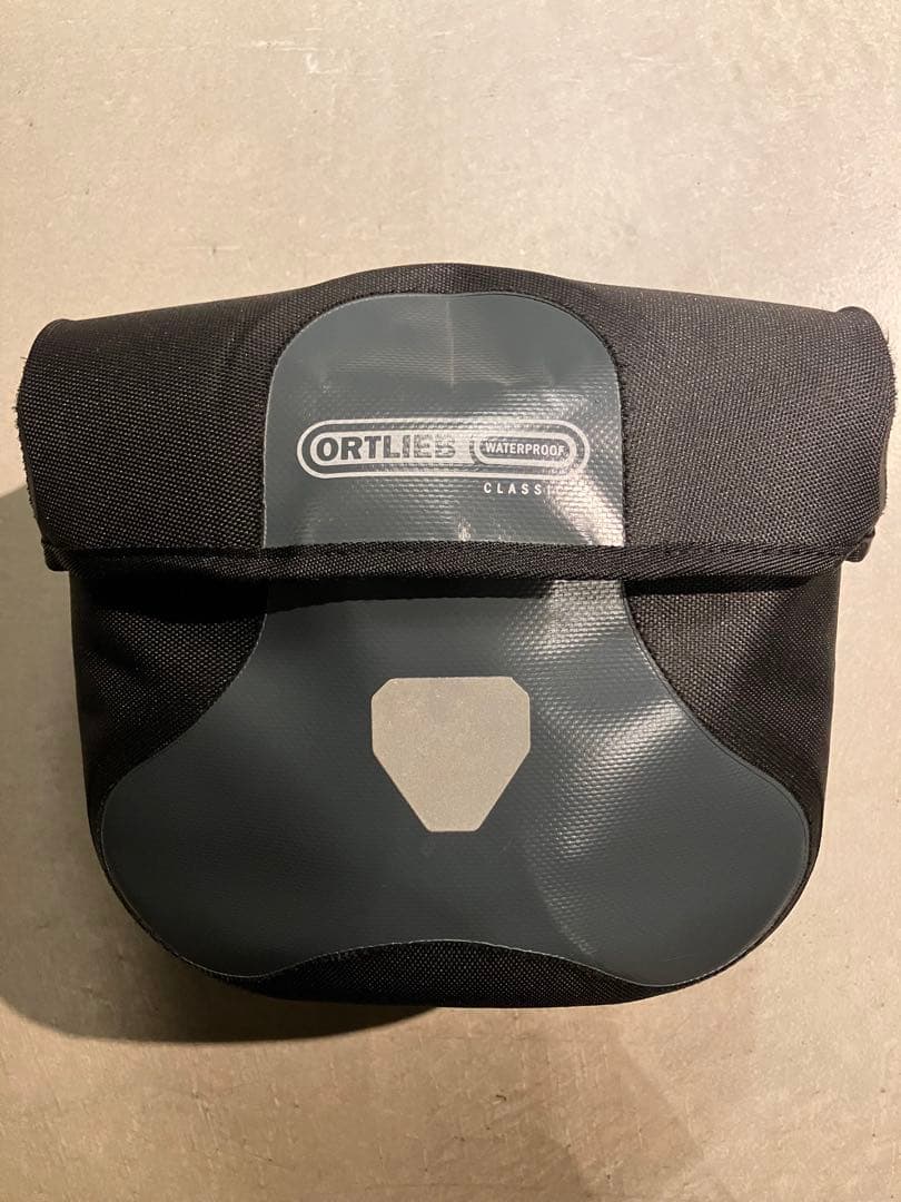 ORTLIEB アルティメイト Classic 6L フロントバッグ