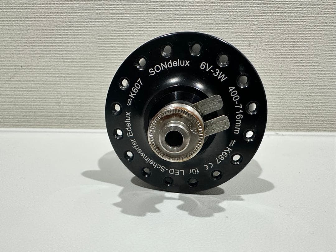 SON NABENDYNAMO SON delux black 32Hクイック