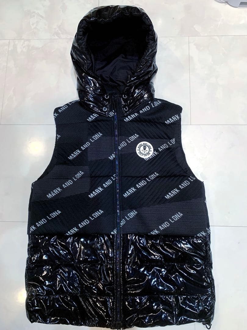 国内正規品　良品　完売　マークアンドロナ　MARK&LONA ダウン　ベスト