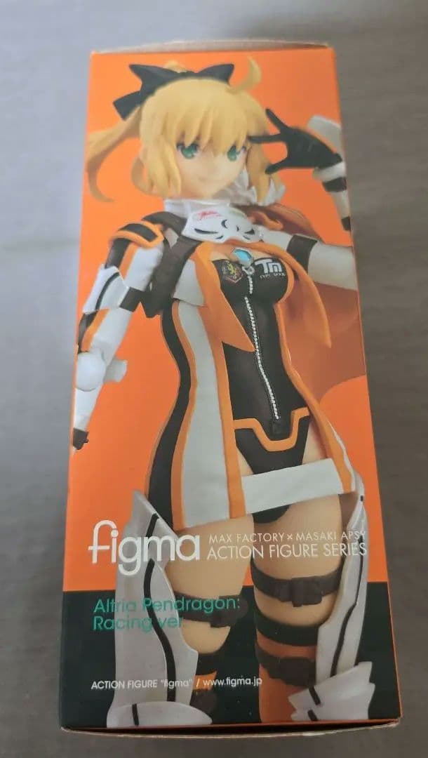 figma FGO アルトリア・ペンドラゴン Racing ver.