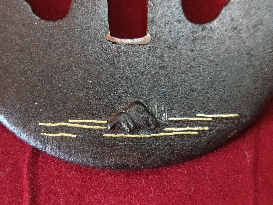 日本刀の鍔　松葉・柏・雁・景石図　大鍔、刀装具、鐔、つば、かわいい、責金入、象嵌