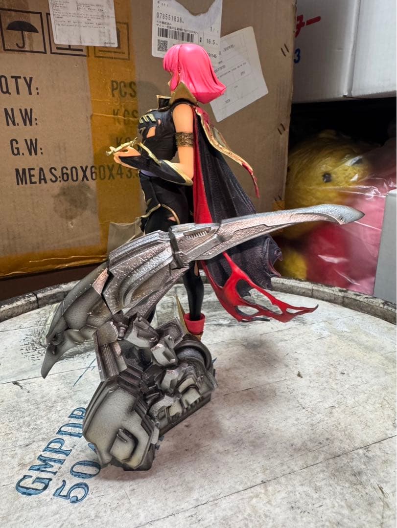 ハマーン・カーン　ガンダム　ガレージキット　フィギュア　スタチュー　リペイント