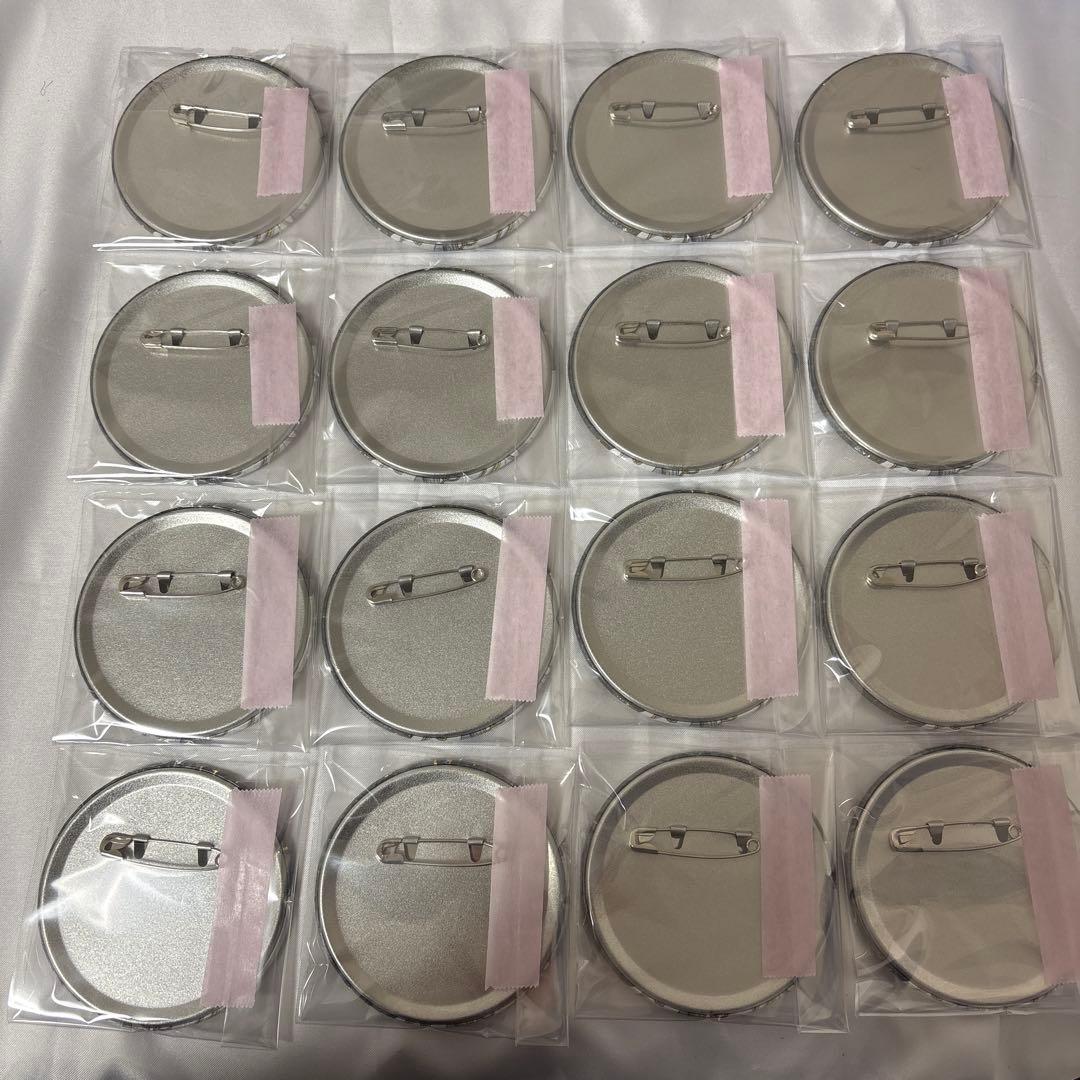 【限定値下げ中】ブルーロック 箔押し缶バッジ 玉座 凪誠士郎 42個セット