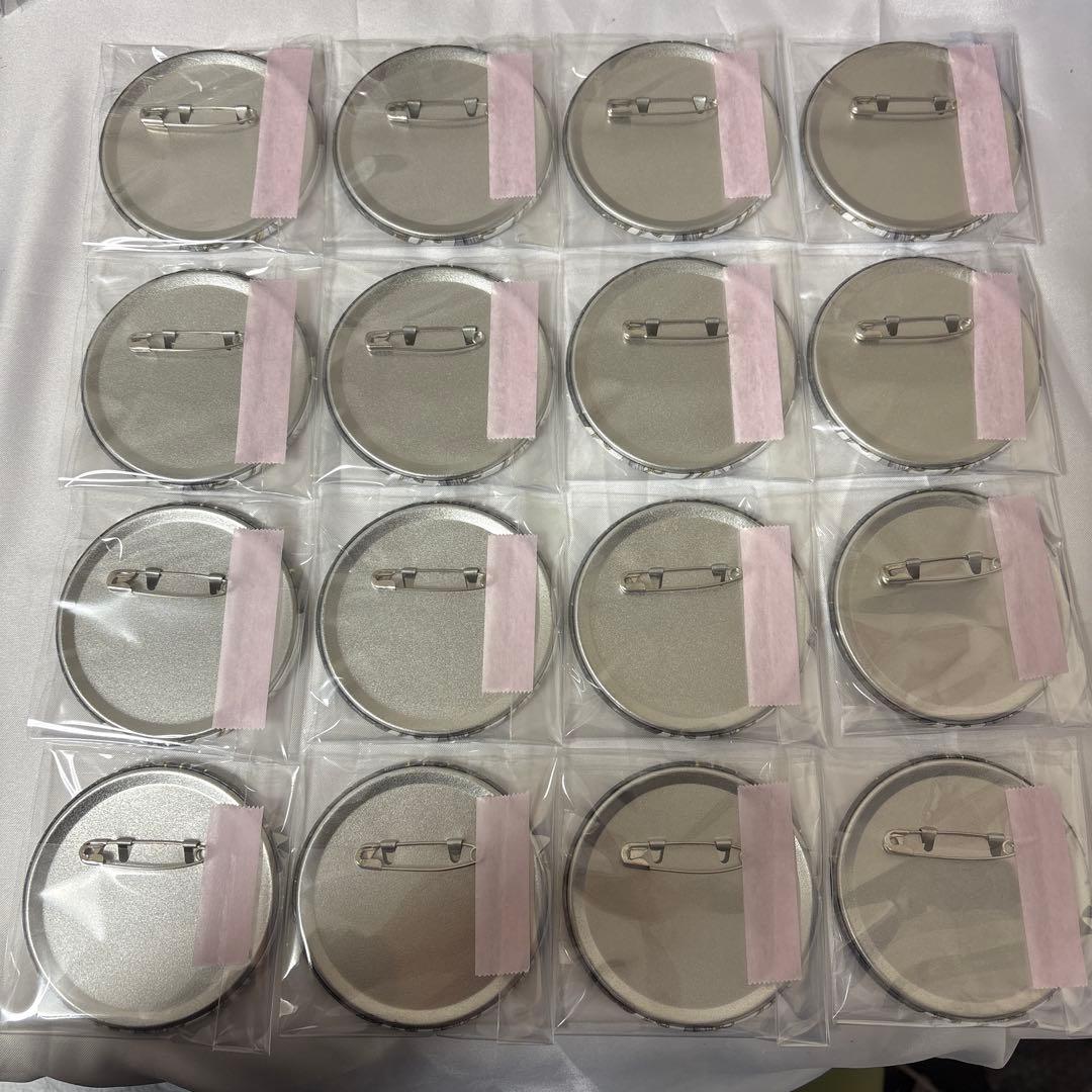 【限定値下げ中】ブルーロック 箔押し缶バッジ 玉座 凪誠士郎 42個セット