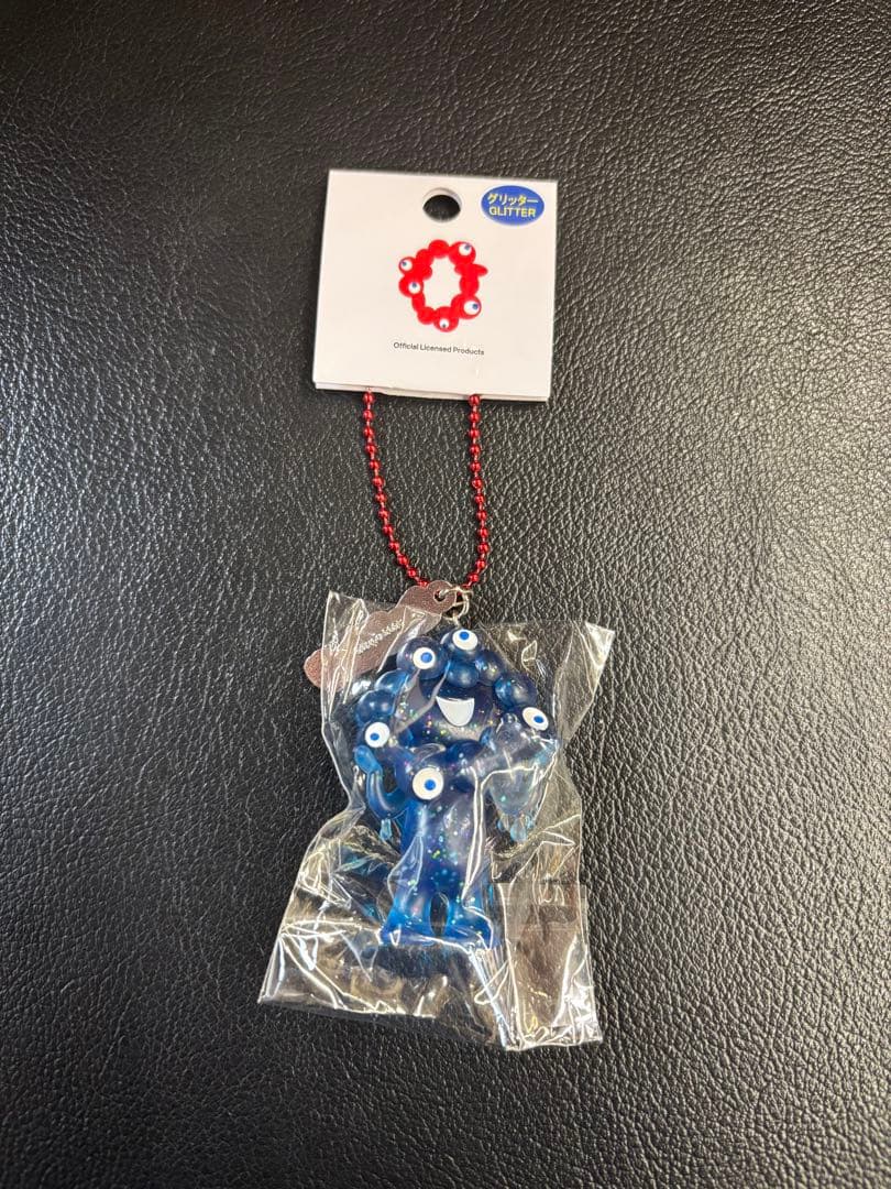 完売品　ミャクミャク　立体PVC ストラップ 黒　蓄光　グリッター　プレート付き