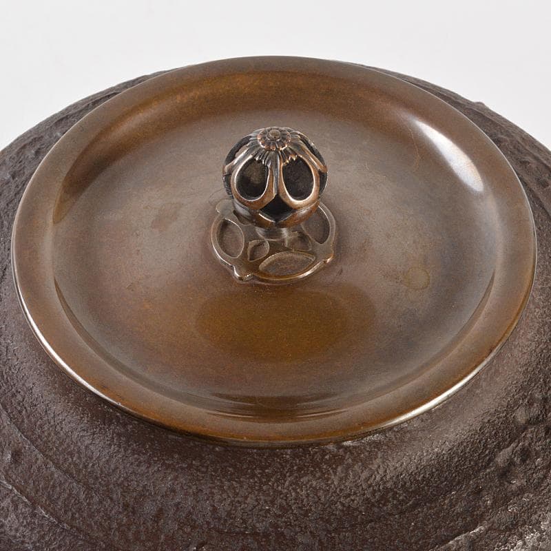 茶道具　釜師　畠春斎作　累座繰口棗形釜　共箱　M　R6577B