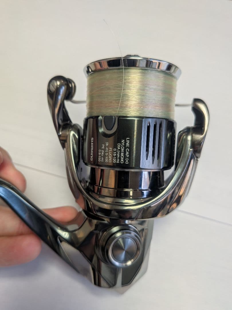 SHIMANO スピニングリール 22 ステラ　2500s