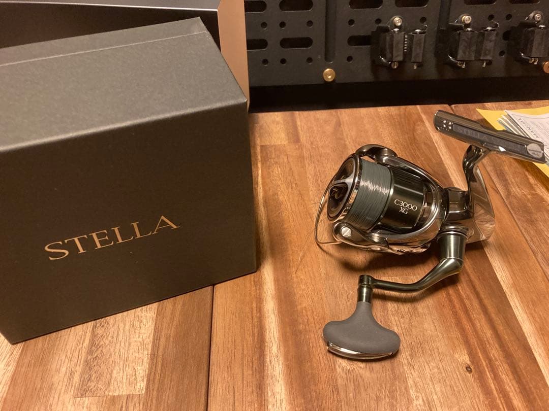SHIMANO ステラ C3000XG 中古　使用回数1回
