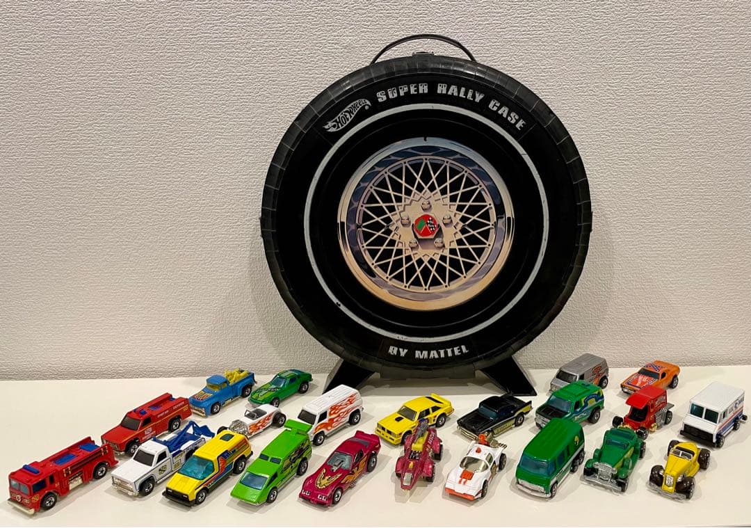 ホットウィール　SUPER RALLY CASE + 22台セット【ビンテージ】