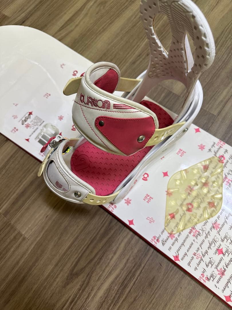 スノーボード 011Artistic143 ビンディングBurton sizeM