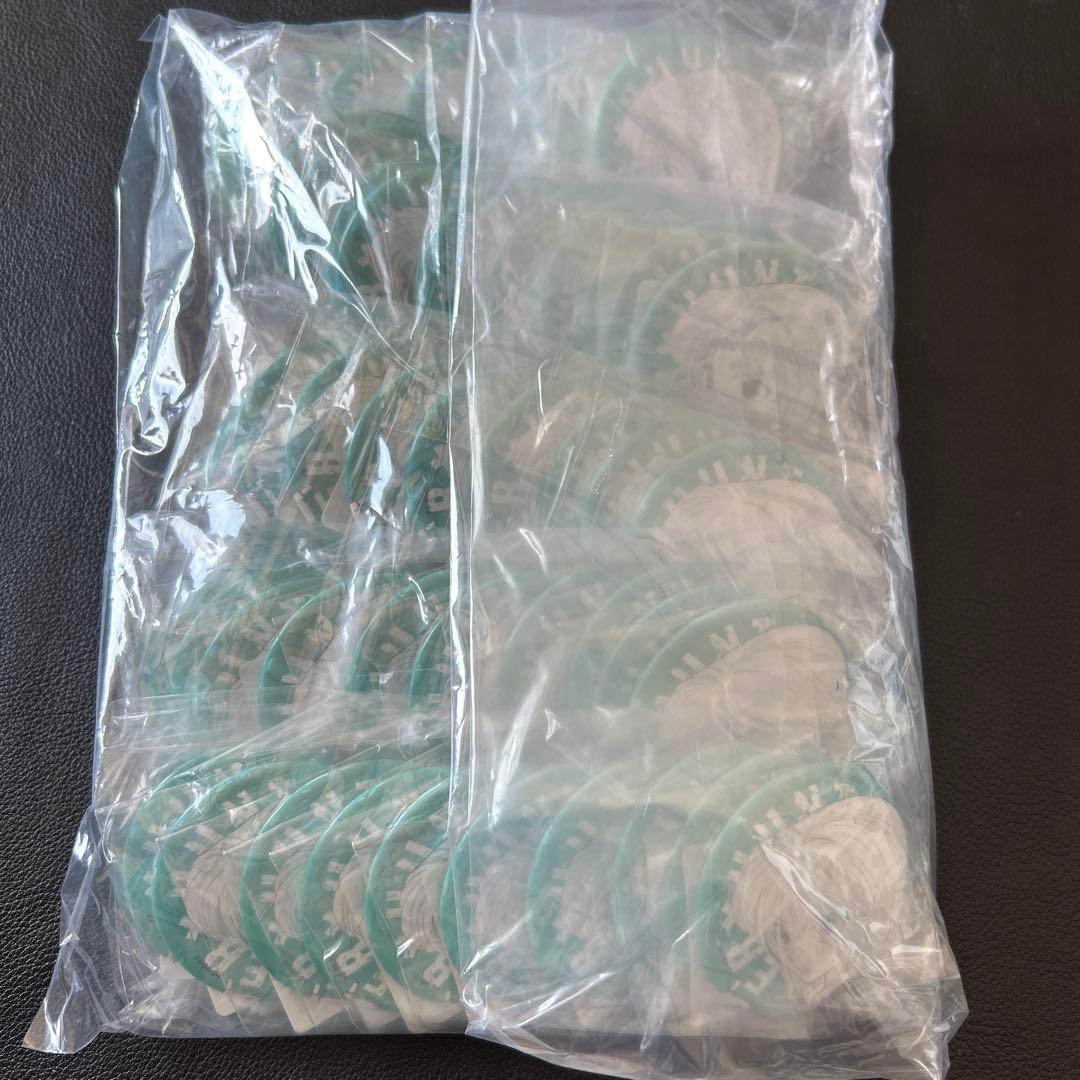 ハンターハンター　オールスター缶バッジ　クラピカ　50個セット