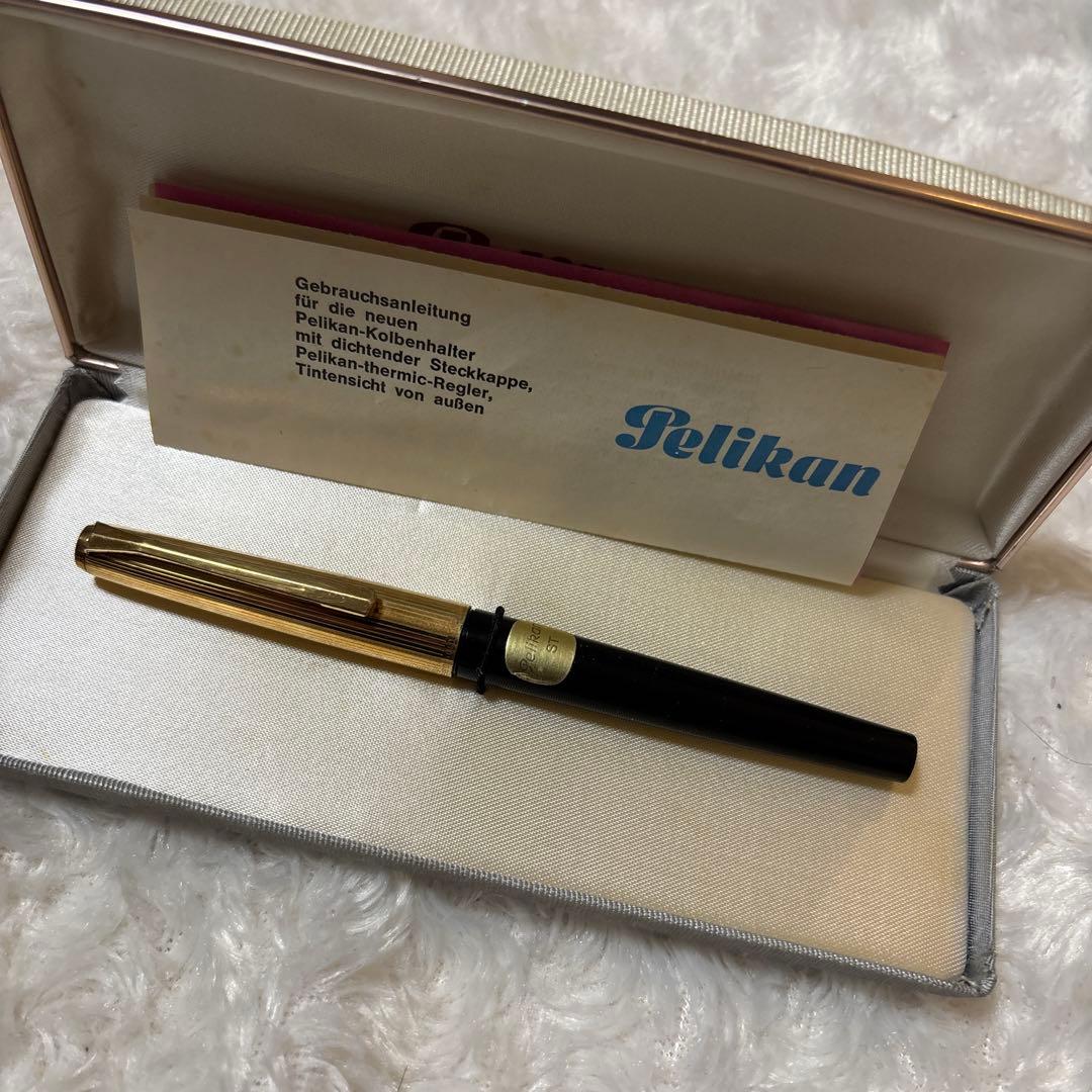 ペリカンヴィンテージ万年筆　PELIKAN30 ケース付きレアステノグラフ　ST