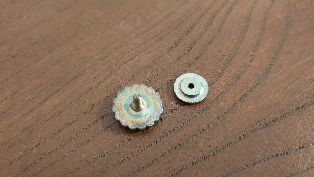 純金張　記章 章 桐箱　アンティーク記章　１客