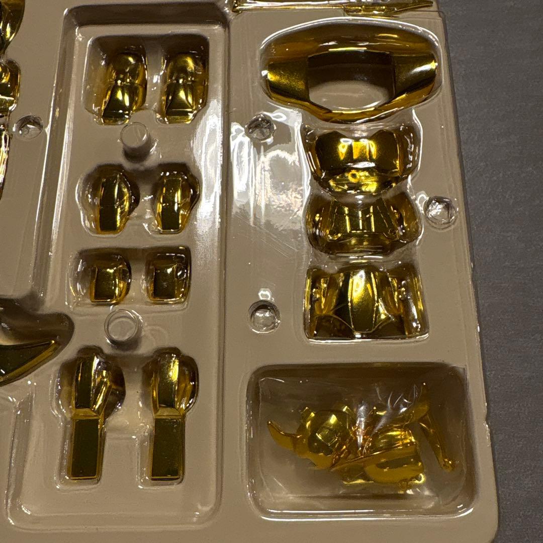 聖闘士星矢　人馬座黄金聖衣　 SAGITTARIUS CLOTH 非売品バンダイ