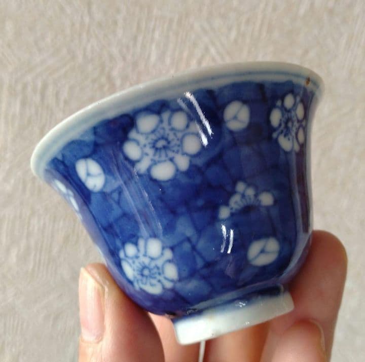 《新春セール！》中国古玩新渡青花氷裂瑠璃梅文盃古伊万里蕎麦猪口