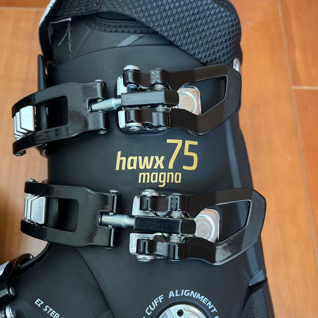 ATOMIC Hawx magnaスキーブーツ 女性用 ブラック