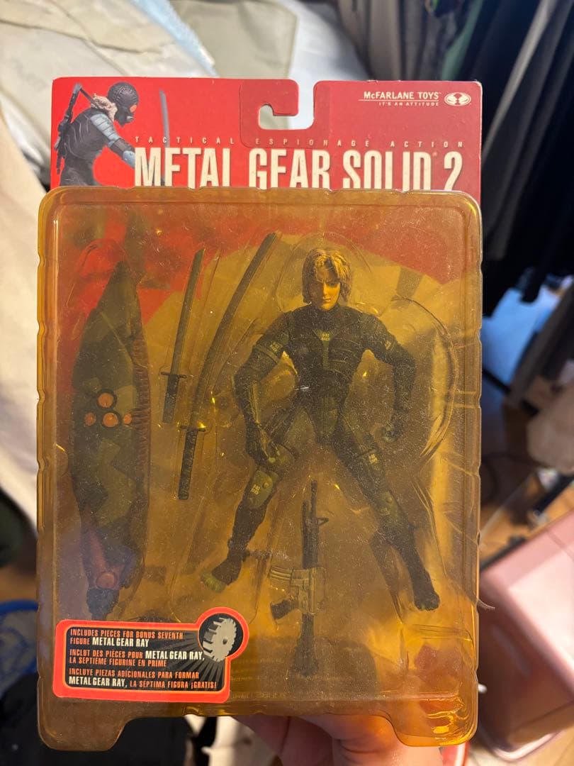 メタルギアソリッド2 雷電　アクションフィギュア