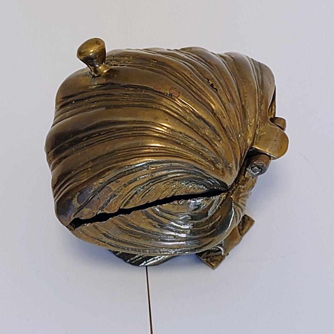 金色の貝殻型オープンボックス