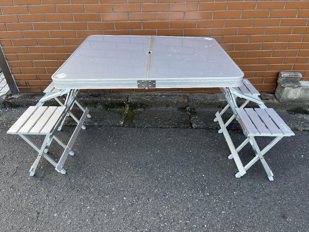 美品！【Coleman】 コールマン アルミピクニックテーブル ４人用