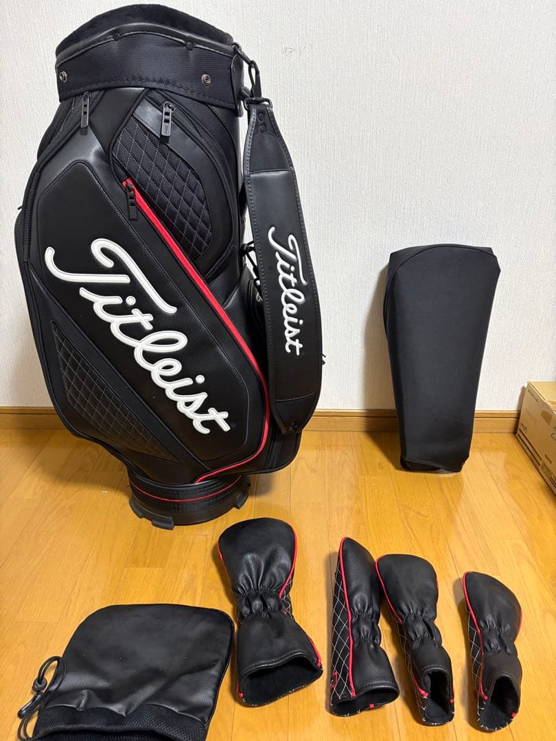 Titleist キャディバッグ ヘッド•アイアンカバー