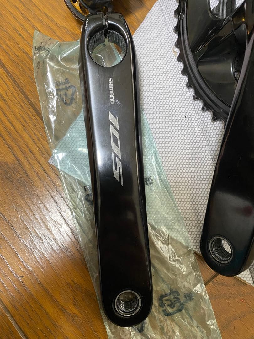 シマノSHIMANO 105 FC-R7100とULTEGRA RD R8000