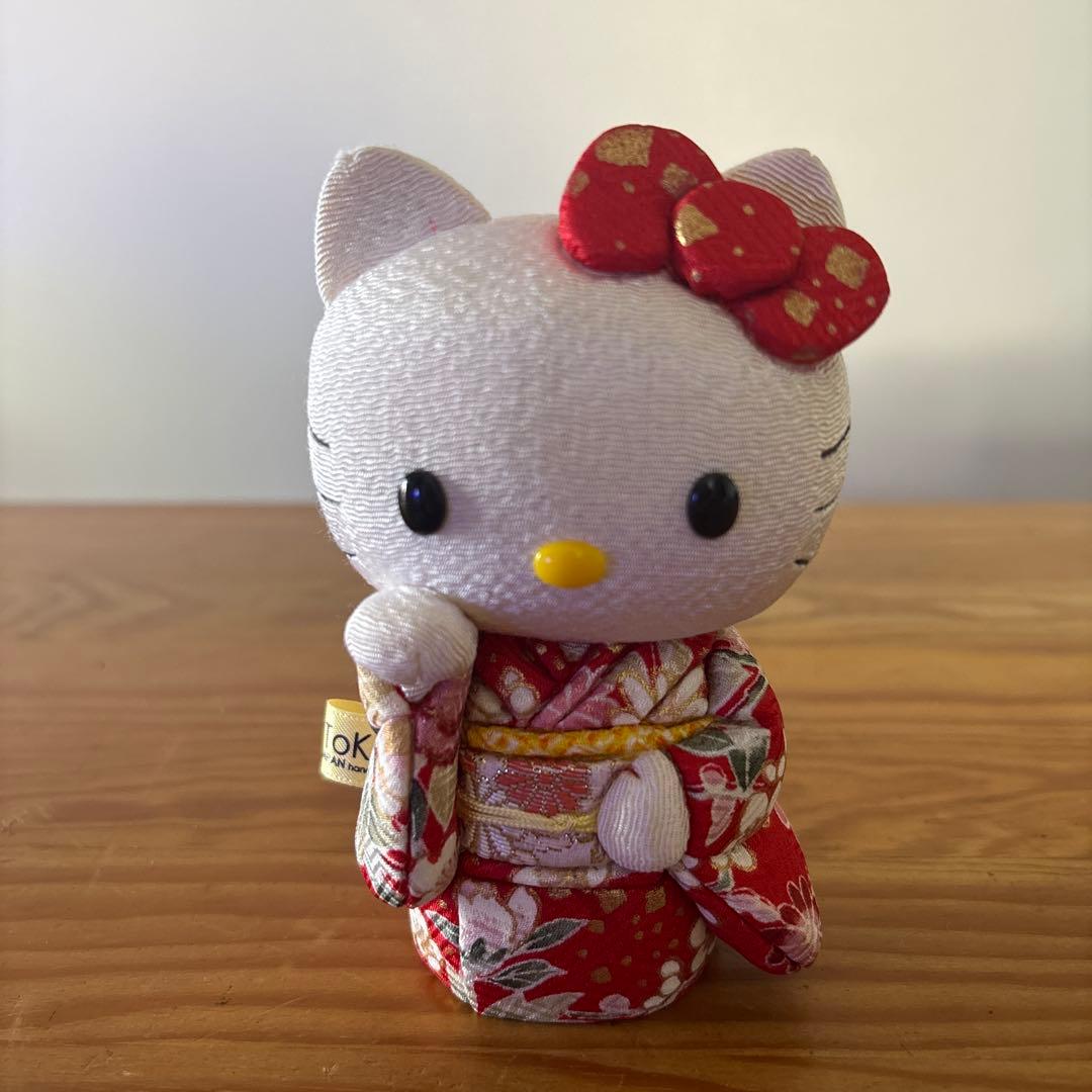 招きハローキティ 着物 縁起物