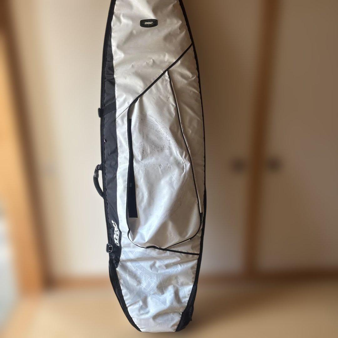 エッセンス　サーフボード　ショート　6.2