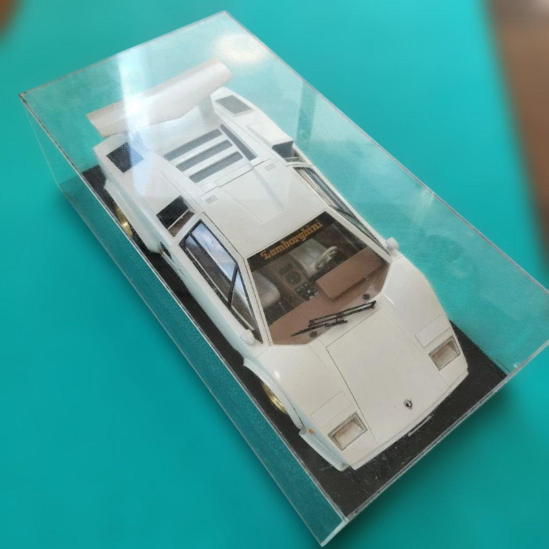 ランボルギーニ カウンタック LP500s 1/12 プラモデル 完成品