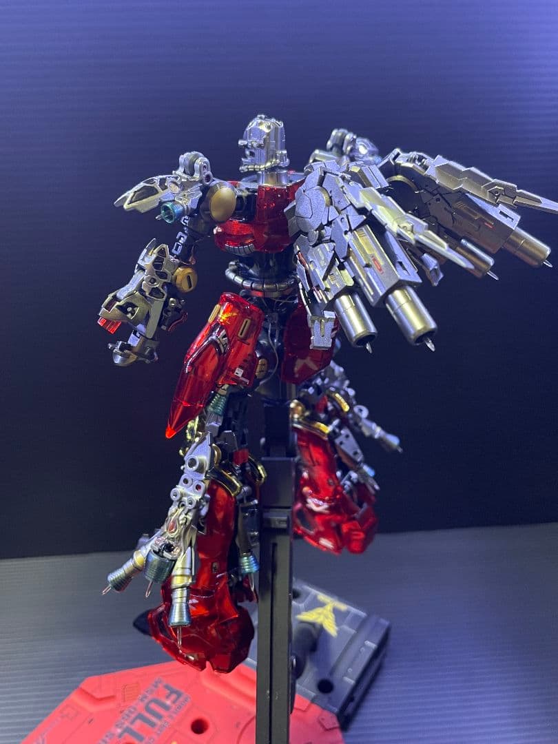 ま*お様 ガンプラRGシナンジュクリアカラーメカニカルコアメッキ調LED発光全塗