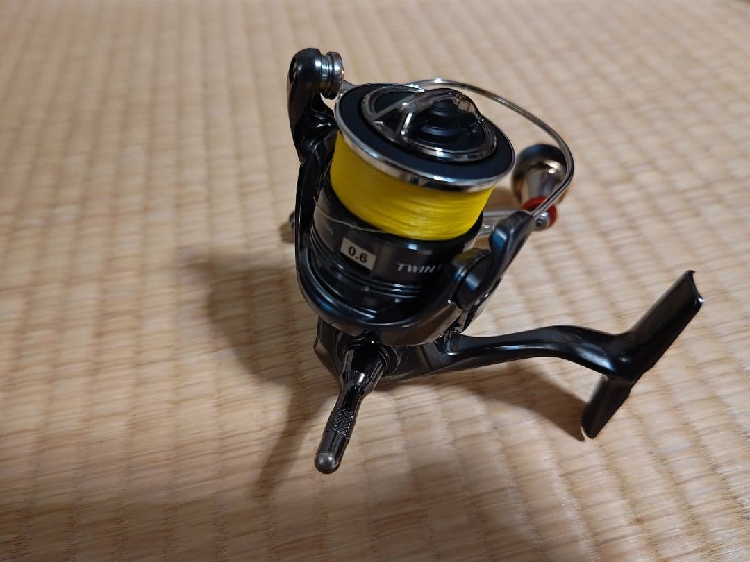 【大】シマノ　24 ツインパワー　c2500sxg リブレ　ハンドル