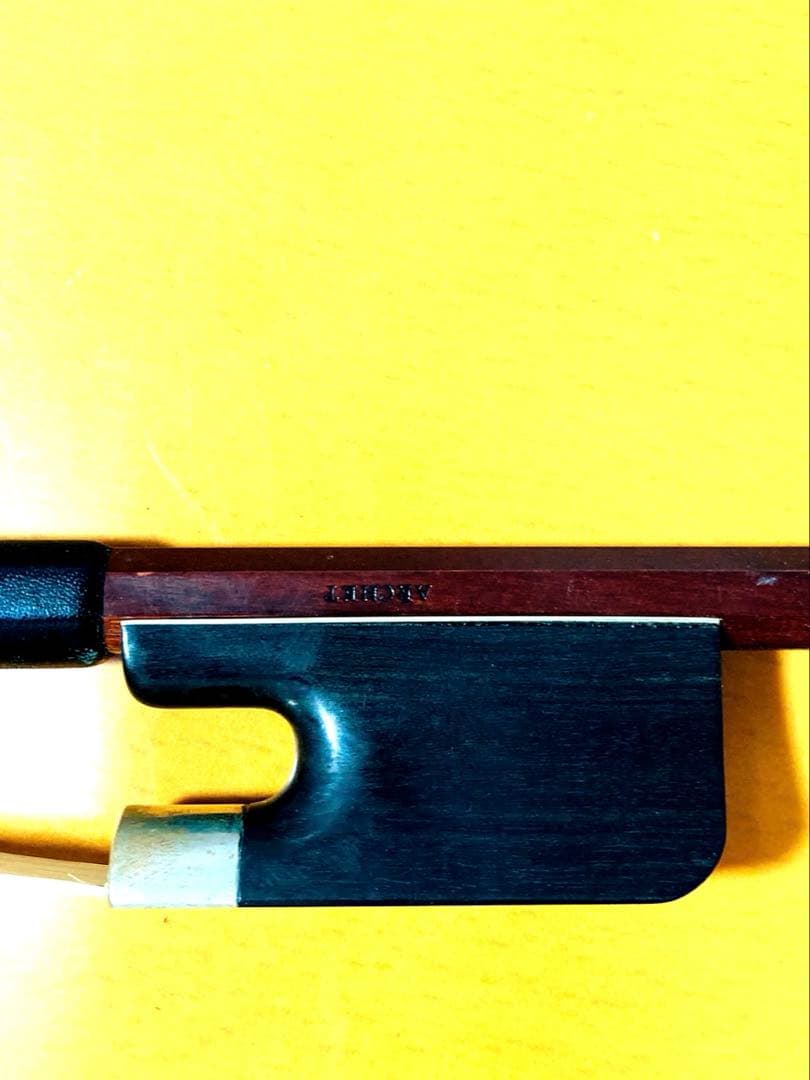 【深い音色】アルシェ　チェロ弓　ARCHET 80.1g 美品　4/4