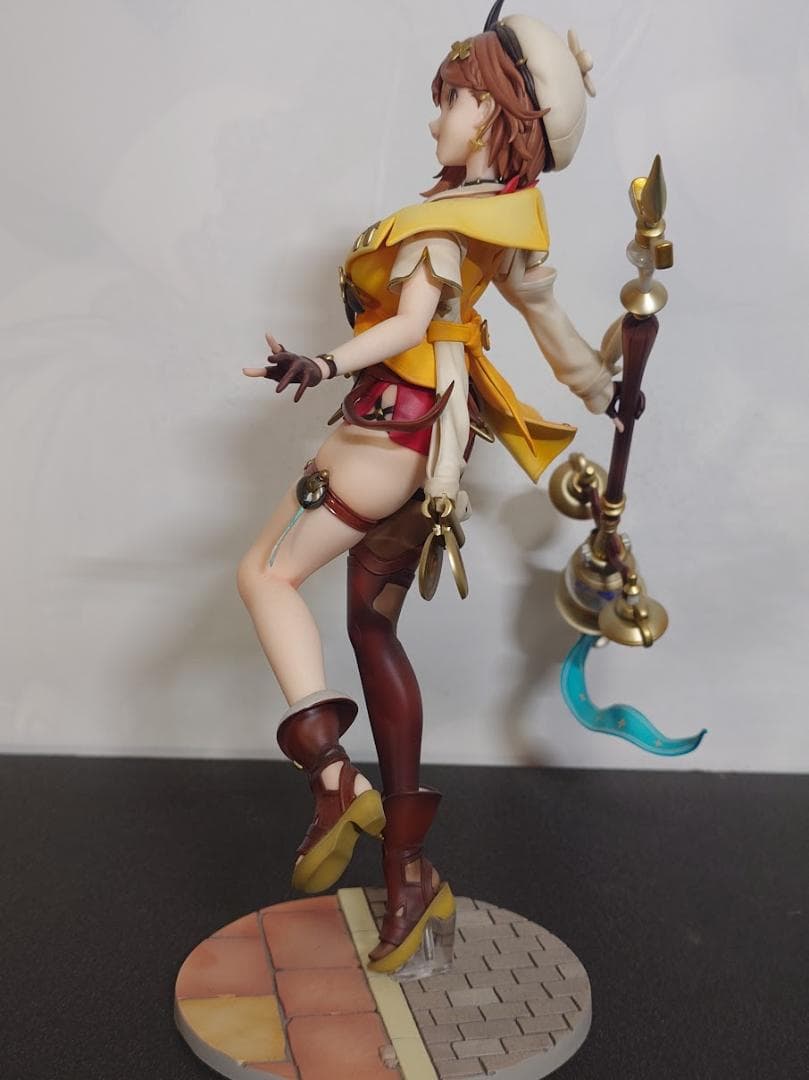 【値下げ中】ライザ 1/7 完成品フィギュア[Wonderful Works]