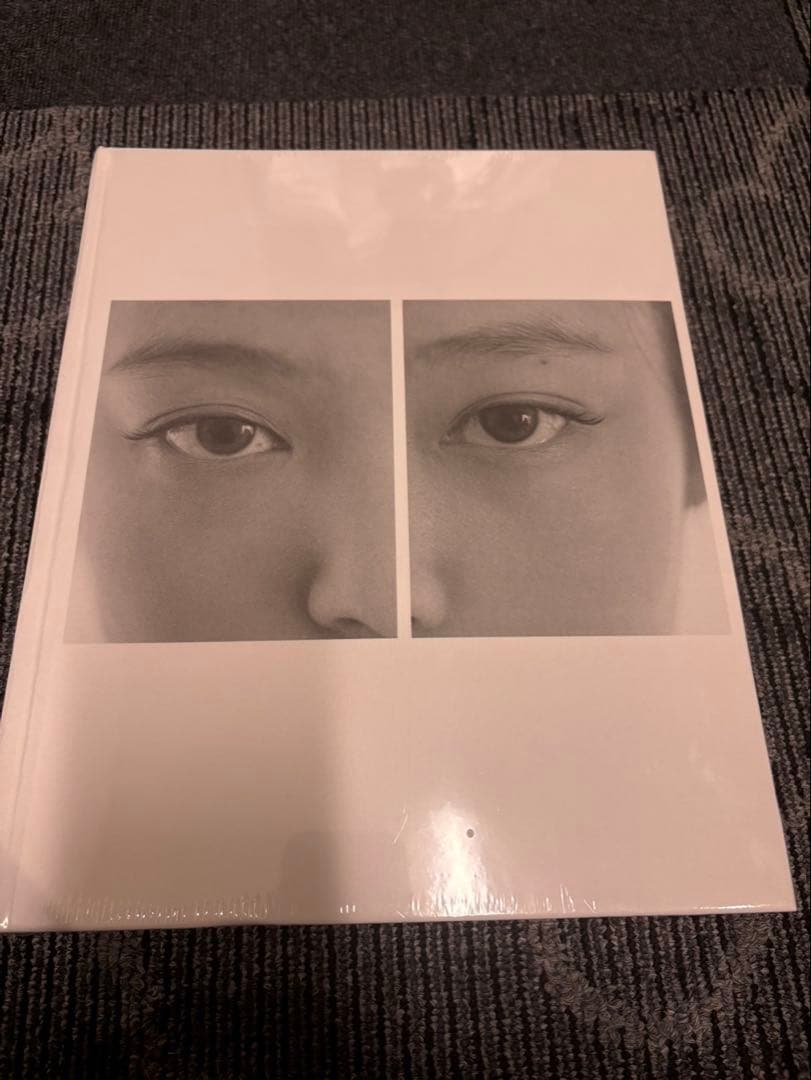 写真展 JENNIE ジェニ Photobook 代官山 POP UP