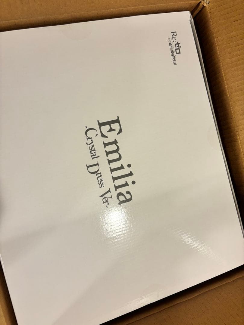 エミリア クリスタルドレス Ver. 渋谷スクランブル