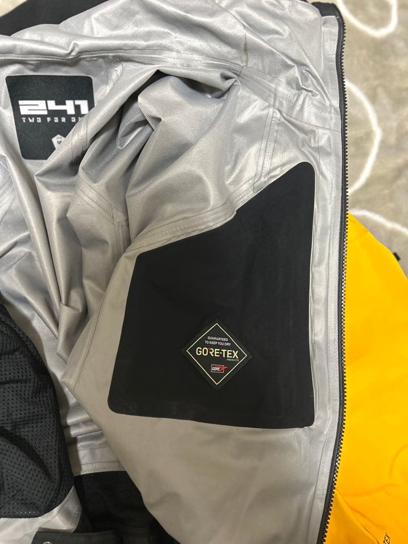 241 GORE-TEX スノーボードウェア ユニセックス