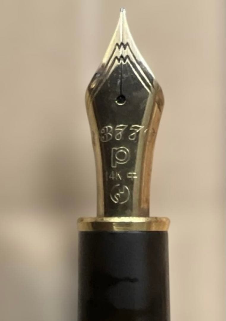 大幅値下げ‼️希少美品‼️レトロなマーブル模様PLATINUM 万年筆14Kペン先