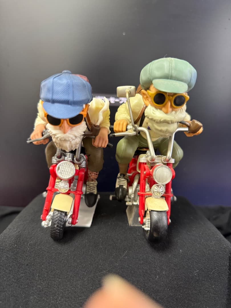 ドラゴンボール　亀仙人とバイク（HONDAモンキー）　2種