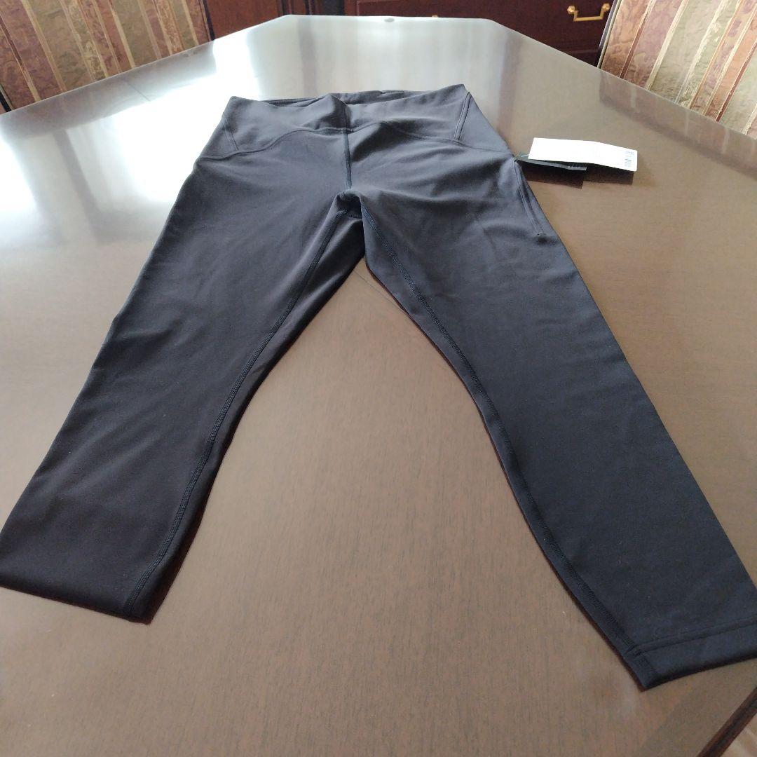 lululemon　ブラックレギンス ウエスト切り替えデザイン　XL タグ付き