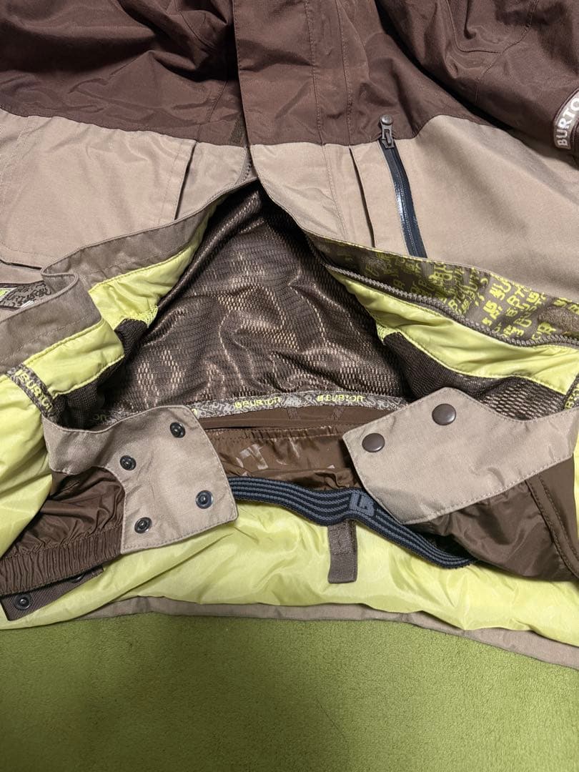 BURTON スノーボードウェア バートン上下セット　Lサイズ&XLサイズ