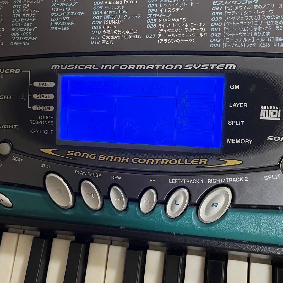 送料込み【美品】CASIO 光ナビゲーションキーボード　スタンド付　2点セット