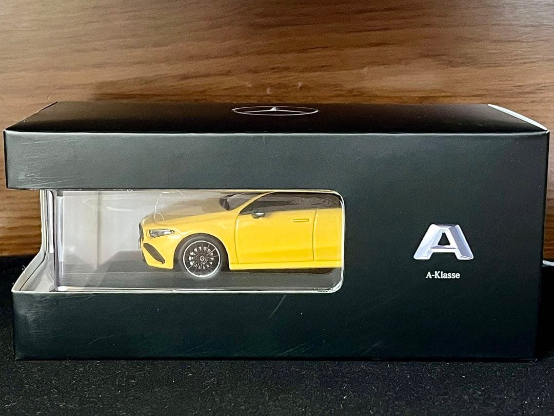 1/43 特注 スパーク メルセデスベンツ Aクラス AMGライン イエロー