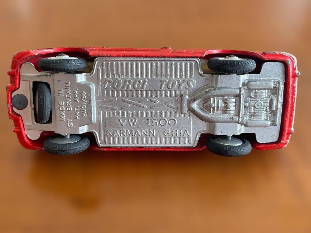 CORGI TOYS(コーギー)ミニカーVW1500 Karmann Ghia