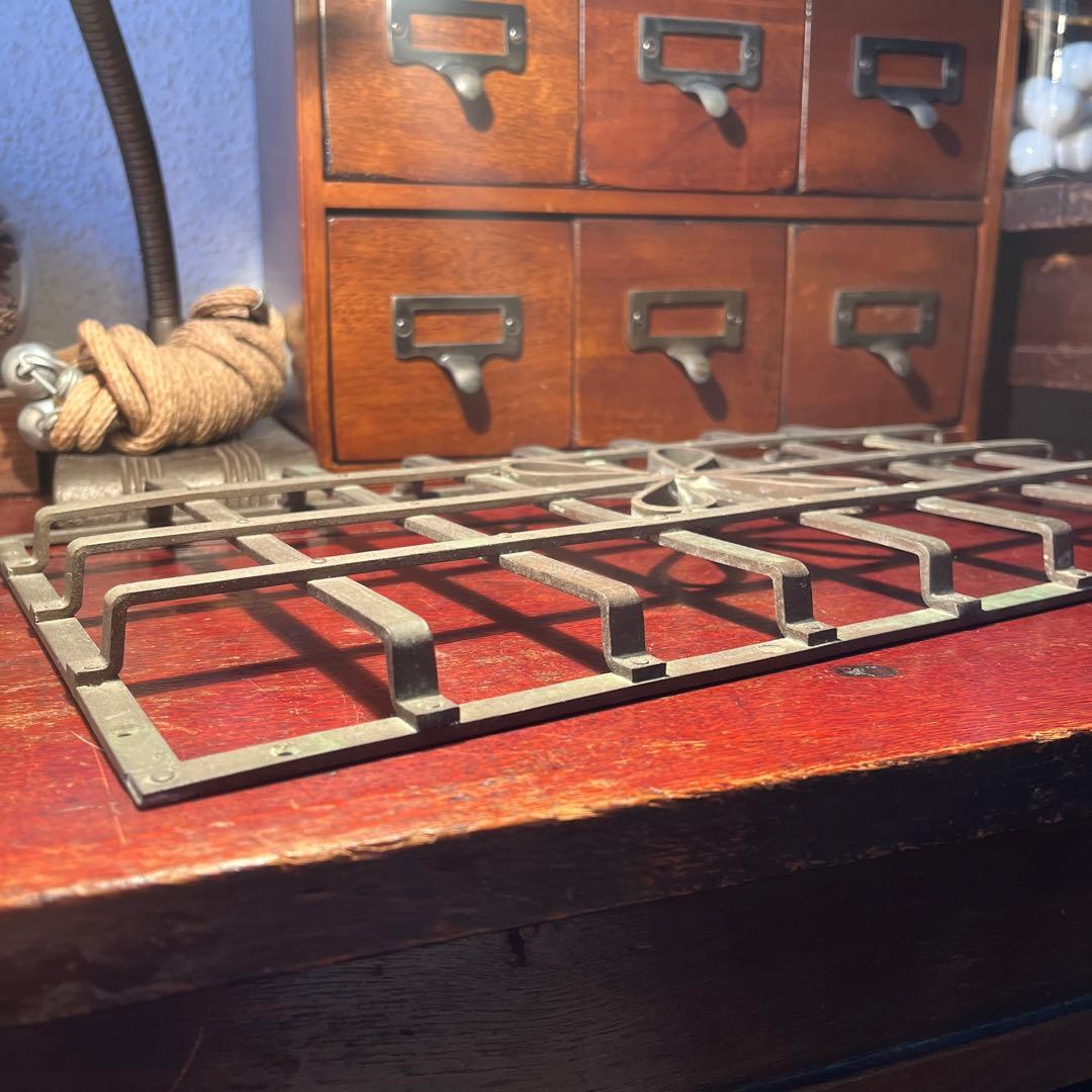 昭和レトロ アンティーク ヴィンテージ シャビー アイアン 窓格子 面格子