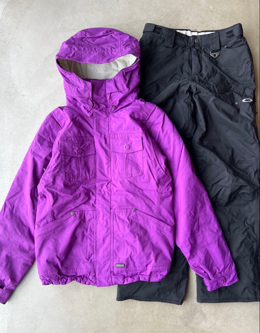 【OAKLEY】オークリー　S　XS　スキー　スノボ　ウェア　上下　セット
