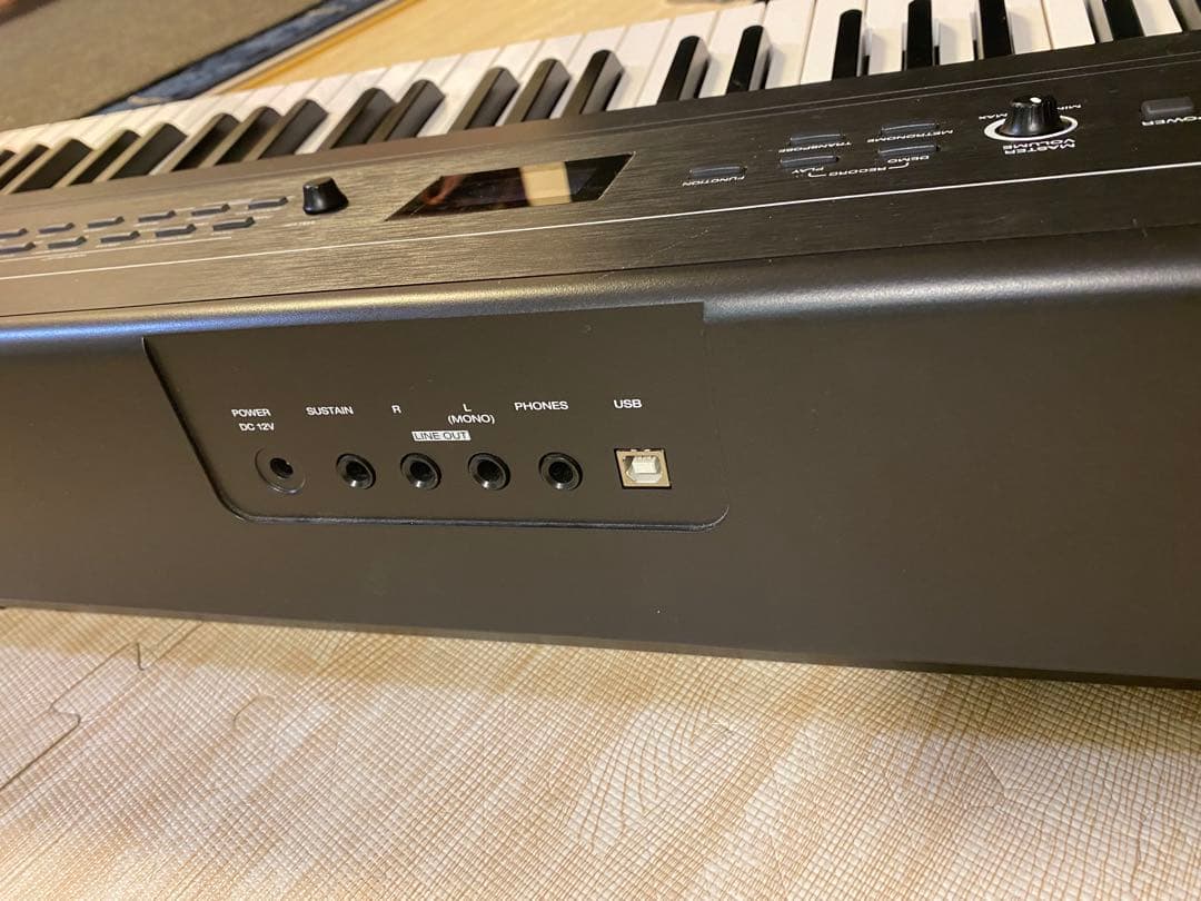 美品　Alesis Recital Pro 88鍵電子ピアノ